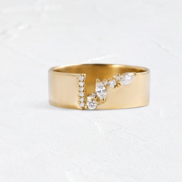 Women's Fashion Exquisite Style With Shining Zircon Ring