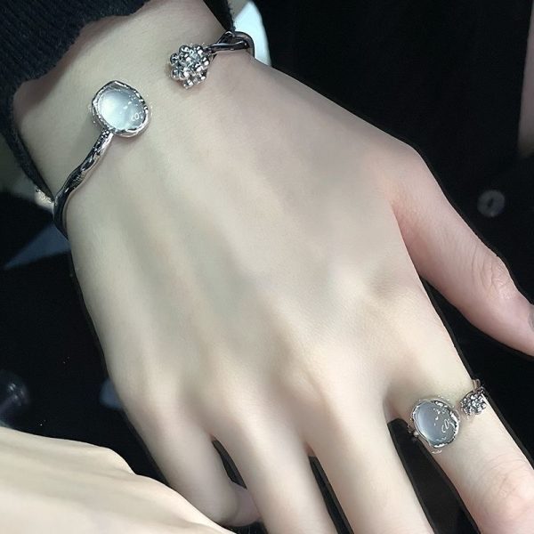 Flower Bud Moonstone Special-interest Design French Gemstone Ring For Women