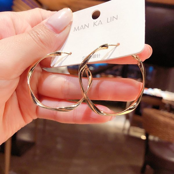 Women's Full Diamond Geometric Circle Earrings