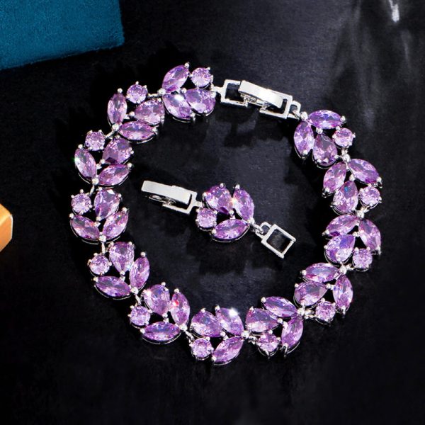 Copper Inlaid Zircon Flower Bracelet