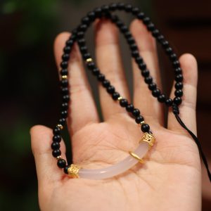 Natural Frosted Black Agate White Chalcedony Necklace