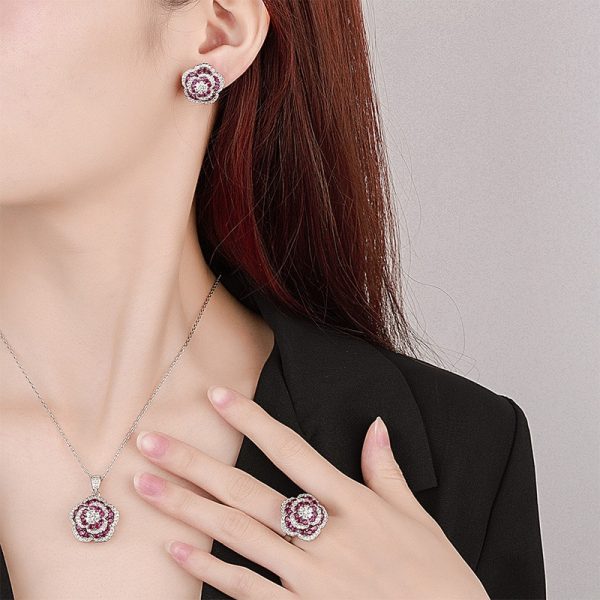 Copper Sole Gold-plated Simulation Red Corundum Rose Temperament Entry Lux Suit