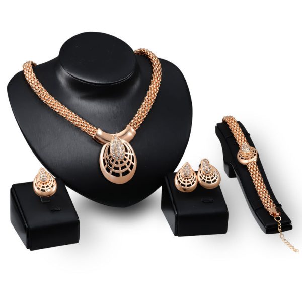 Diamond-studded Spider Mask Necklace Earrings Jewelry Four-piece Set