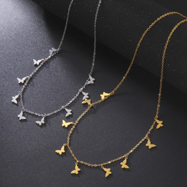 439a0dbd-904b-4b23-beb7-fe7975b9585b.jpg Cut Glossy Butterfly Pendant Clavicle Chain Stainless Steel Necklace