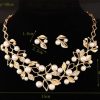Temperament necklace earrings set
