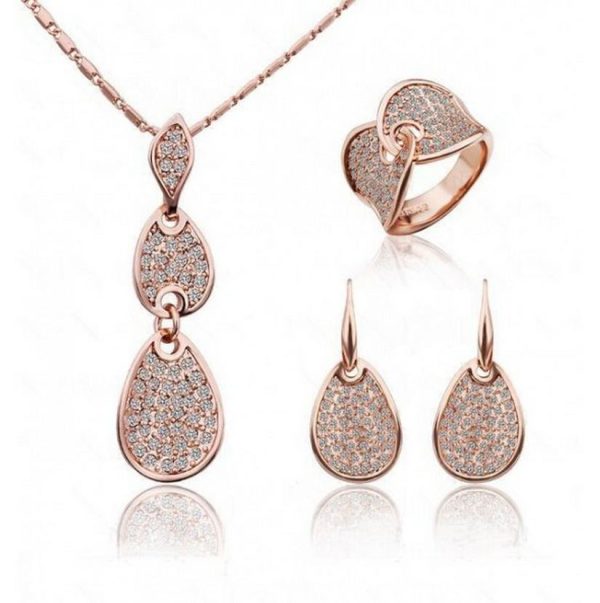 Popular accessories set