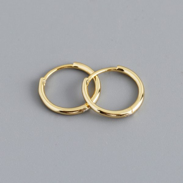 High-quality Circle-shaped S925 Sterling Silver Ear Buckle