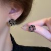 Dark Style Affordable Luxury Fashion Black Circle Flower Earrings