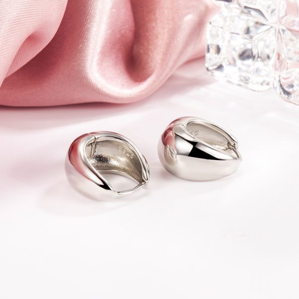 High-grade Copper-plated Gold-color Water Drop Circle Ear Clip