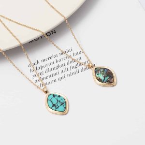Abalone Shell Turquoise Inlaid Exquisite Short Chic Necklace
