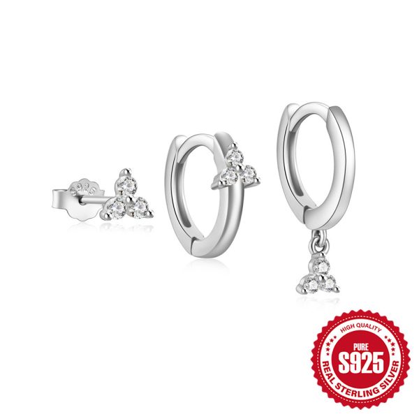 4ef47e05-d53c-4edf-aeef-5f4f6fd2d804.jpg S925 Sterling Silver Fashion Simple Mini Geometric Glossy Round Eight-pointed Stars Single Row Zircon Set Earrings