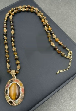 Natural Tiger-shaped Stone Tourmaline Rough Stone Suit