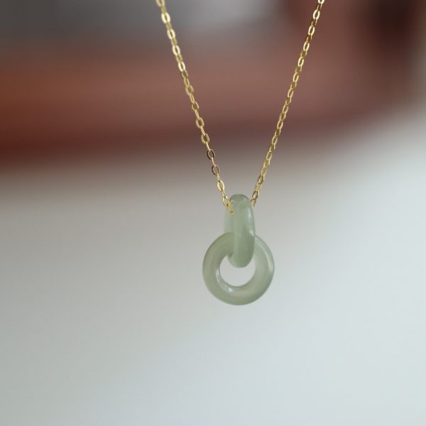 4f3d8363-fb28-4d2d-a8fb-35564357b23f.jpg Women's Natural Hetian Jade Necklace