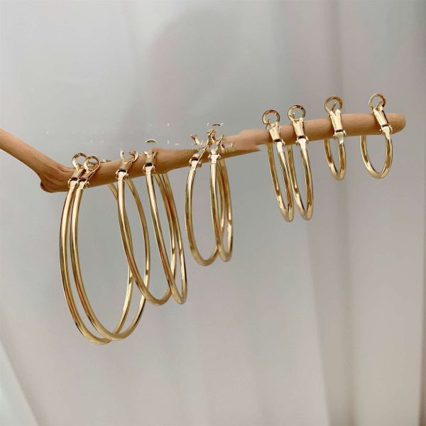 Gold Small Circle Fashion Exaggerated Earrings