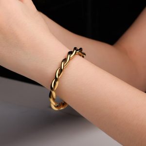 Open Twisted Bracelet Exaggerated Popular Personalized