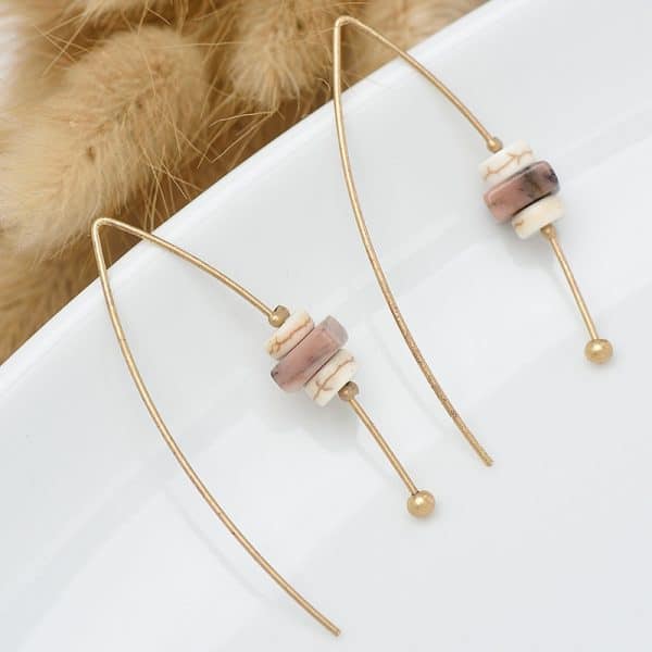 Design natural stone creative earrings