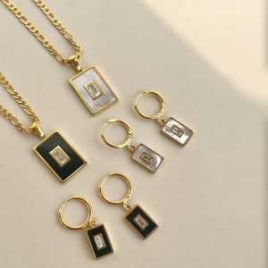 Vintage 18K Gold Plated Titanium Square Shell Zircon Necklace Jewelry Set