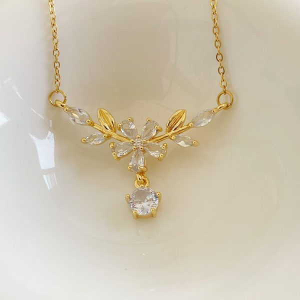 Wheat Laurel Goddess Zircon Clavicle Chain Necklace Female Fashion