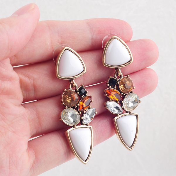 Water drop stud earrings