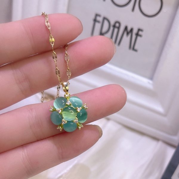 Women's Fashion Elegant Green Round Opal Necklace