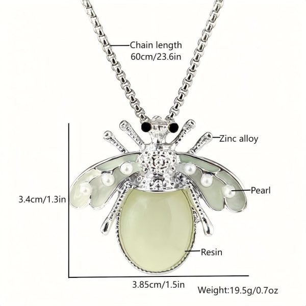 Fantasy Luminous Bee Necklace Firefly Inlaid Pearl Design Personalized Luminous Effect