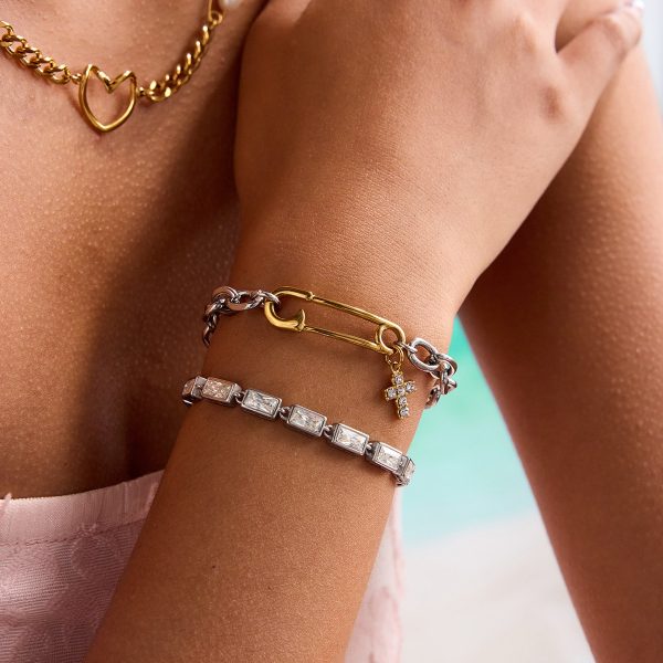 Color Matching Bracelet Light Luxury High-grade Sense Clip Does Not Fade