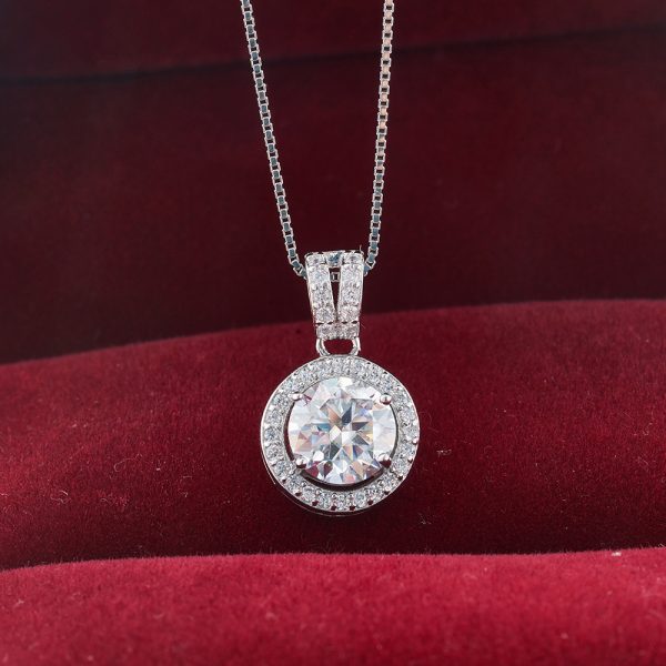 S925 Sterling Silver Moissanite Necklace Women's Light Luxury 1 Karat Round Full Diamond Clavicle Chain