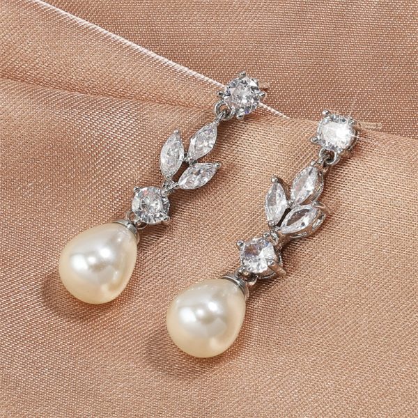 Women's Long Temperament Water Drop Eardrops