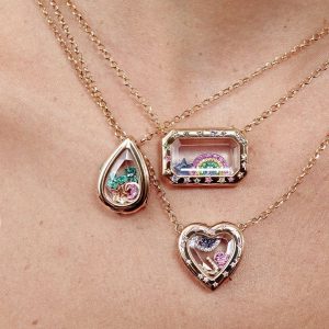 European And American Retro Personalized Glass Box Necklace