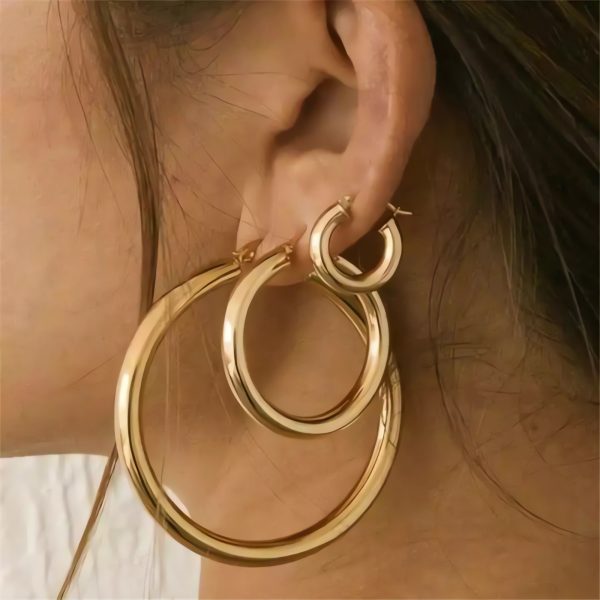 Stainless Steel Exaggerated Circle Hollow High-grade Earrings