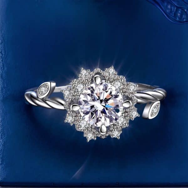 S925 Sterling Silver Flowers Four-claw Moissanite Ring