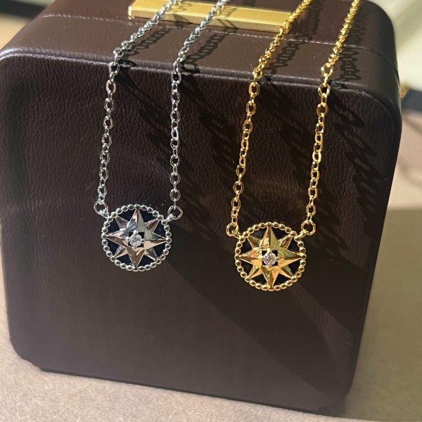 Compass Necklace Women's Gold-plated High-grade Black Agate Round