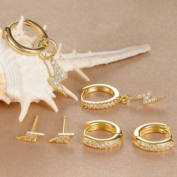 Diamond-embedded Lightning-shaped Petite Earrings Three-piece Set