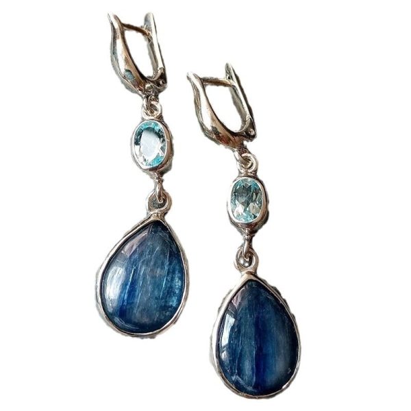 Drop-shaped Blue Gem Earrings