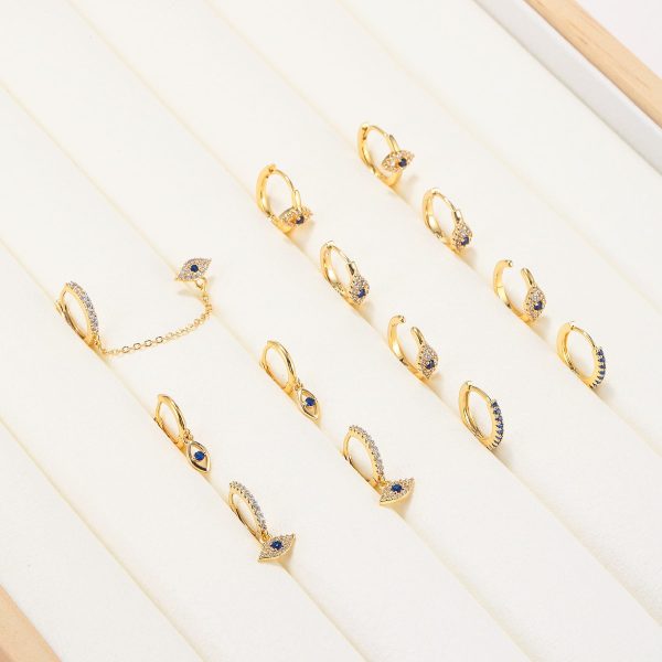 707b189d-010f-4c7f-9f8e-a3cdcee13423.jpg Molan Zirconia Stud Earrings Set