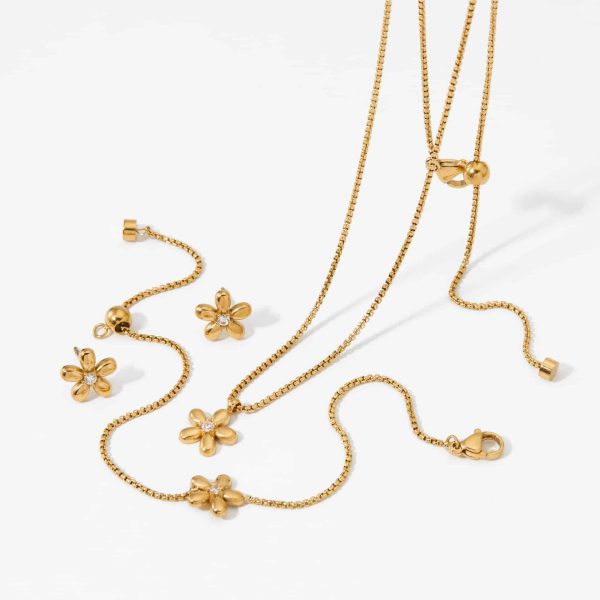 New Stainless Steel Flower Bracelet Necklace And Earring Suit Simple Fashion
