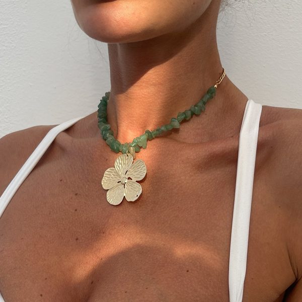 Irregular Beach Wind Gravel Clavicle Chain