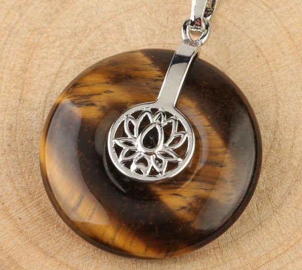 Natural Crystal Lotus Safety Buckle Pendant Multicolor Crystal Necklace