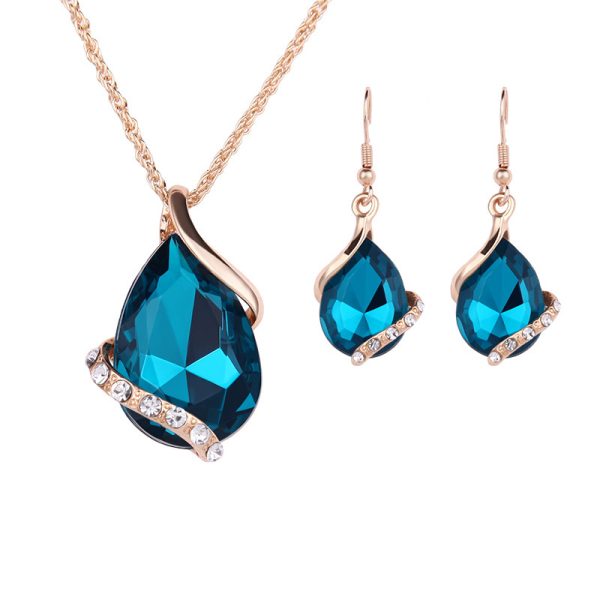 7281c09a-eda6-435b-be6a-7459169206cd.jpg Jewelry Set Pendant Necklace Earrings