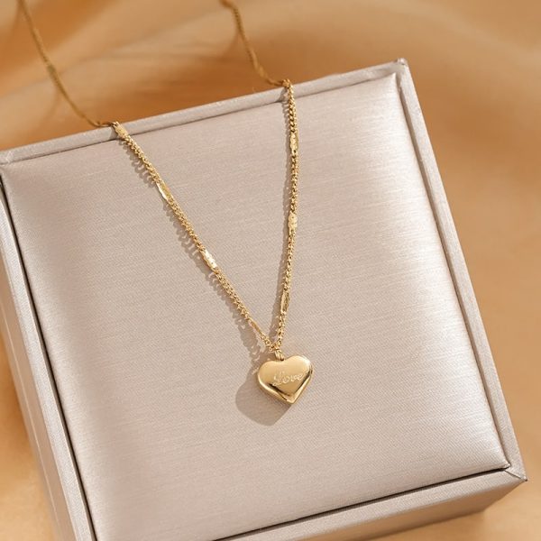 Women's Fashion Simple Stainless Steel Love Heart Necklace
