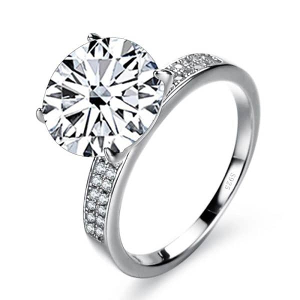 Women's Simple Wedding Diamond Ring Round