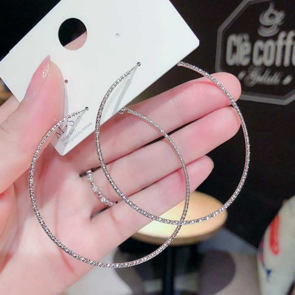 Metal Big Circle Earrings Female Wild Earrings Simple Temperament Ear Jewelry