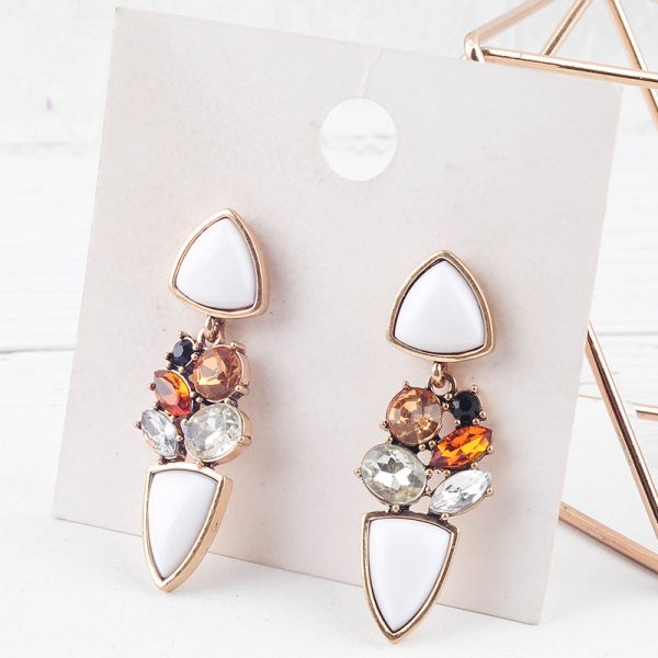 Water drop stud earrings