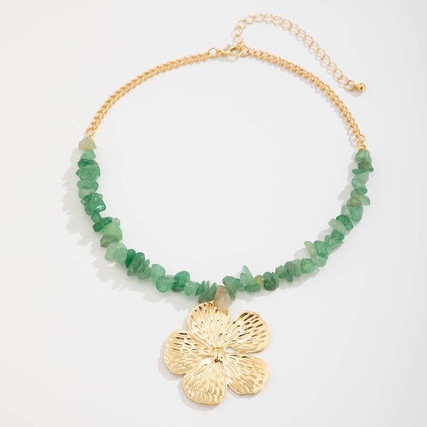 Irregular Beach Wind Gravel Clavicle Chain