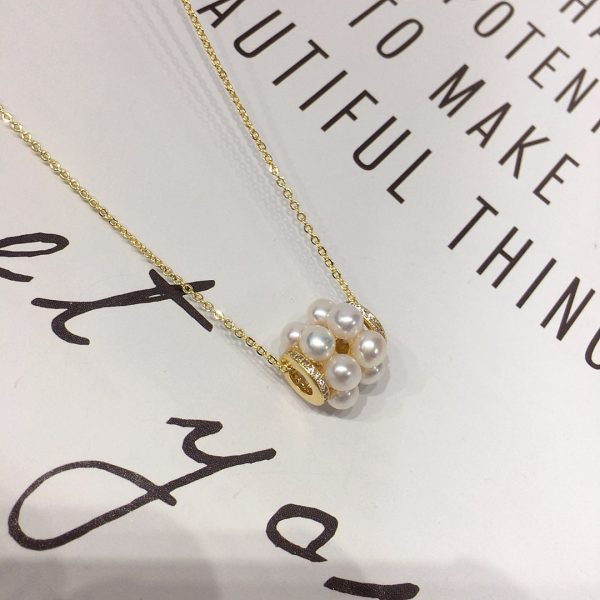 Freshwater Pearl Multiple Beads Barrel Pendant Necklace