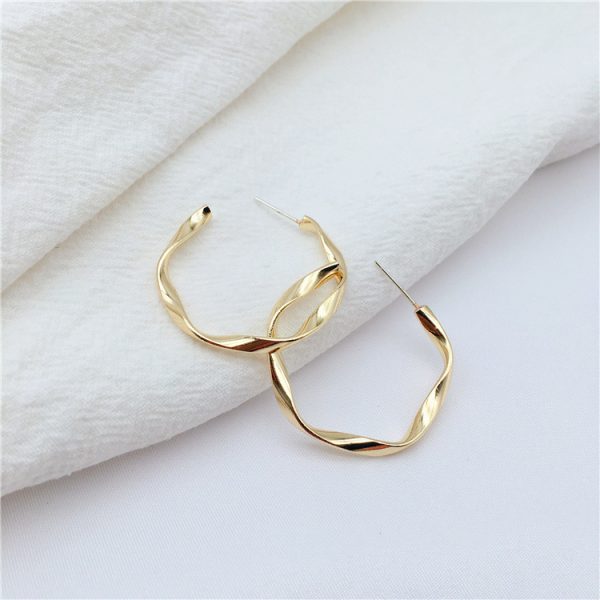 Mosquito Coil Irregular Metal Earrings Circle Ear Clip Without Hole