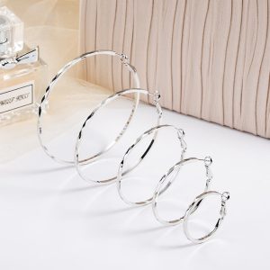 925 Sterling Silver Lace Laser Pattern Circle Earrings