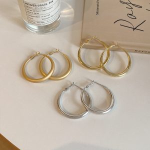 Female Simple And Versatile Solid Circle Large Earrings