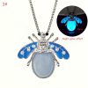 Fantasy Luminous Bee Necklace Firefly Inlaid Pearl Design Personalized Luminous Effect