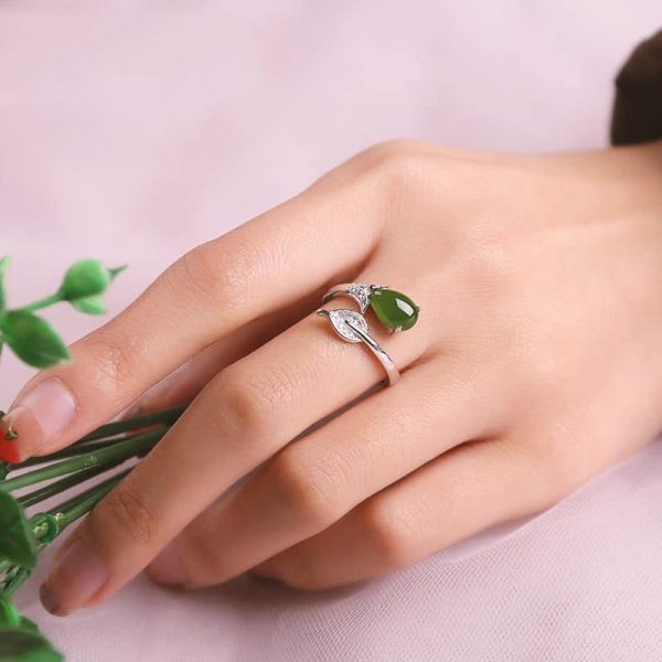 Leaf Water Drop Fashion Ring